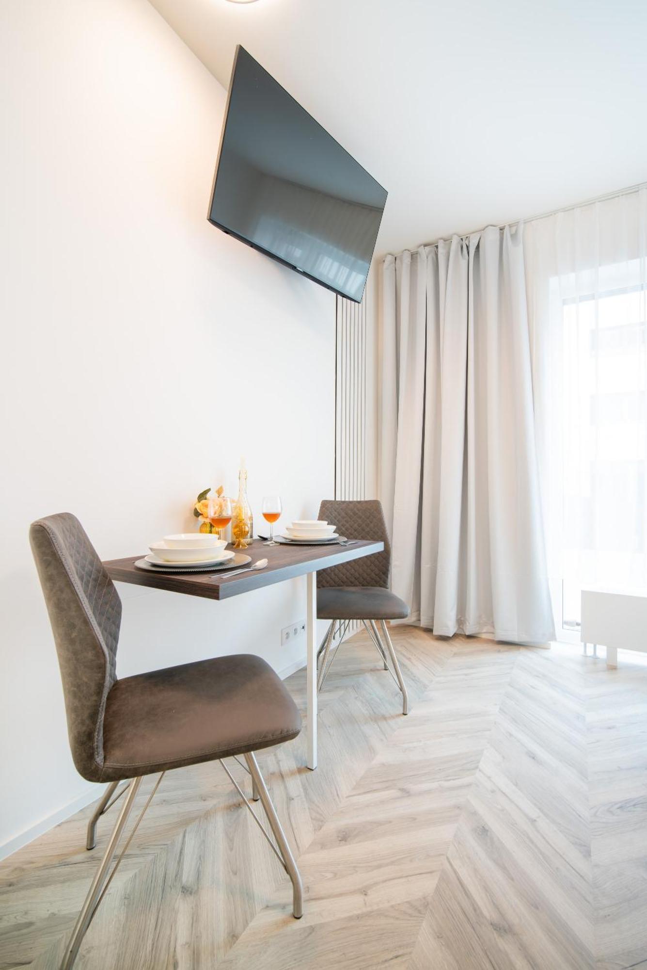 City Relax Apartments With Free Parking, 10 Mins Walk To City Centre Brno Exteriör bild