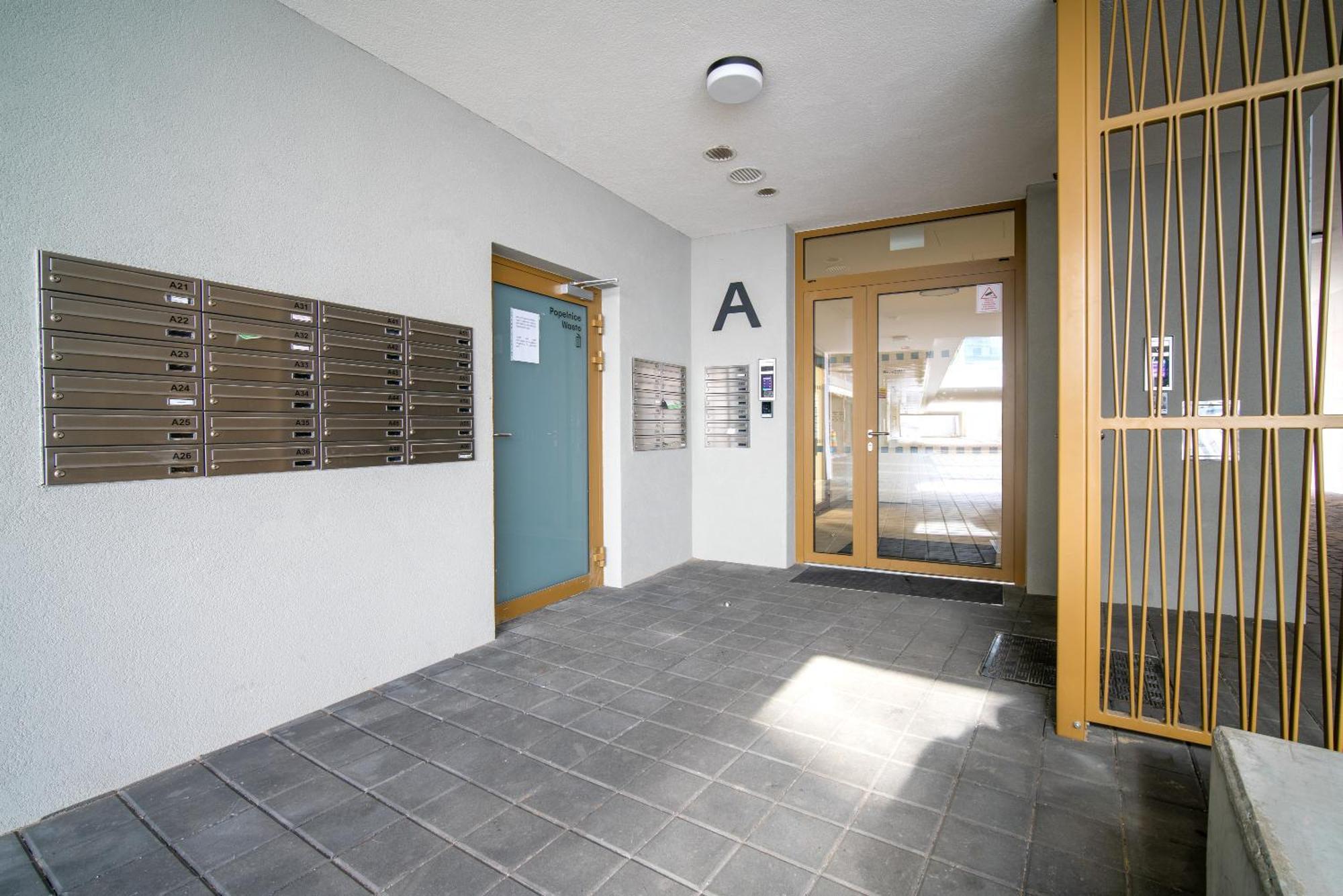 City Relax Apartments With Free Parking, 10 Mins Walk To City Centre Brno Exteriör bild